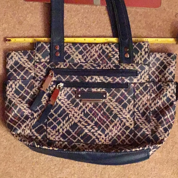 Ellen Tracy Handbag - Picture 6 of 8